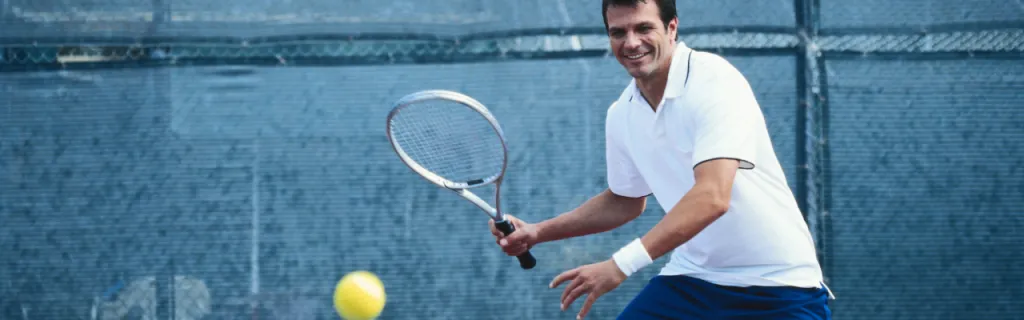 Finding players on club bulletin boards is a great way to connect with local hitting partners