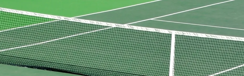 diagram of tennis court lines and zones